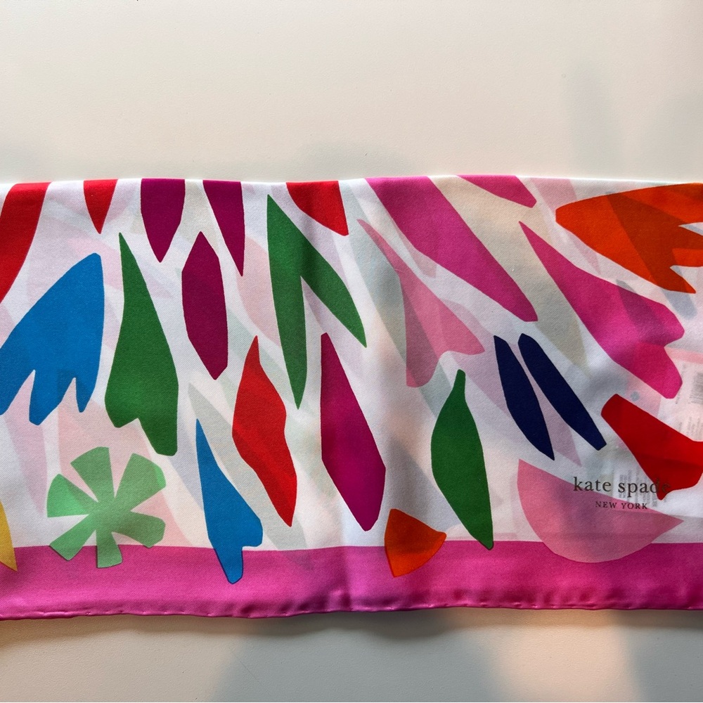 New- Kate Spade Colorful Abstract Hearts Scarf